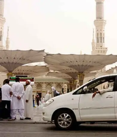 umrah taxi service